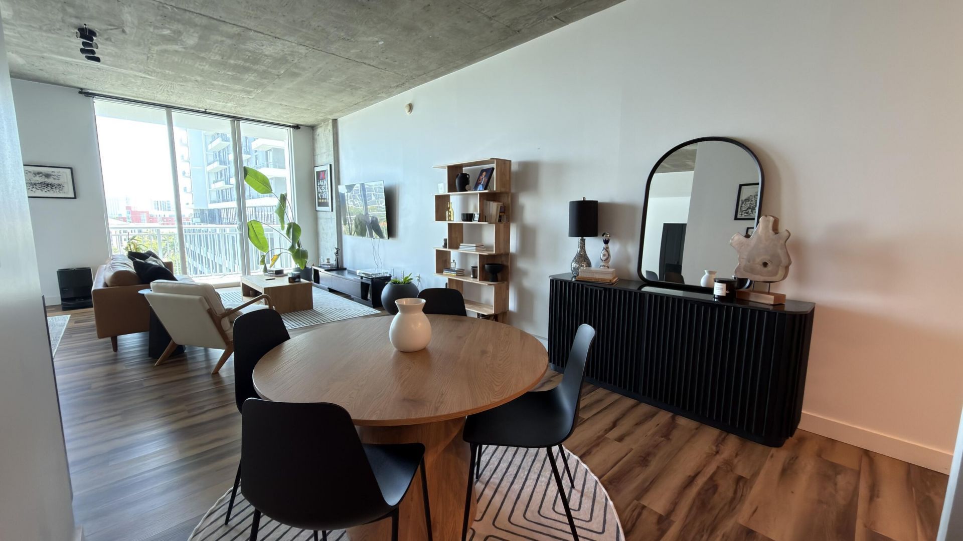 300 S Australian Avenue, Unit 703, West Palm Beach, FL 33401 Photo