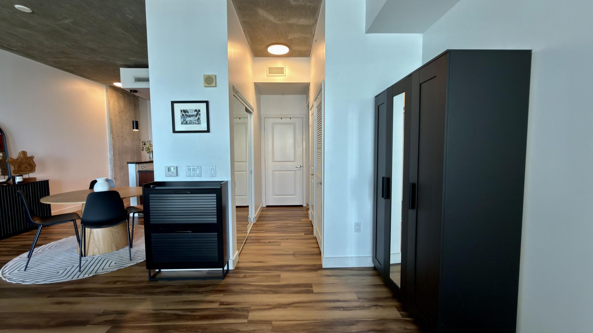 300 S Australian Avenue, Unit 703, West Palm Beach, FL 33401 Photo