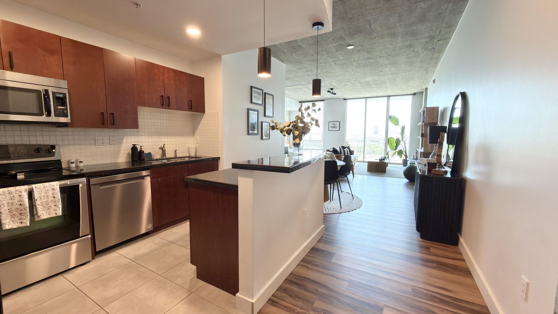 300 S Australian Avenue, Unit 703, West Palm Beach, FL 33401 Photo