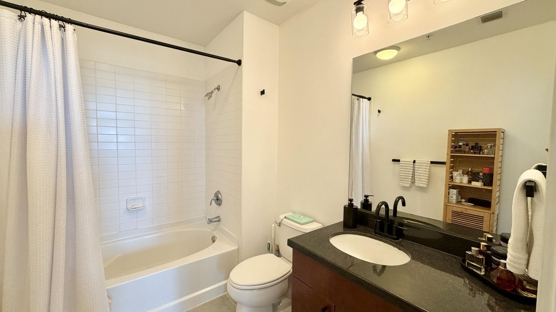 300 S Australian Avenue, Unit 703, West Palm Beach, FL 33401 Photo