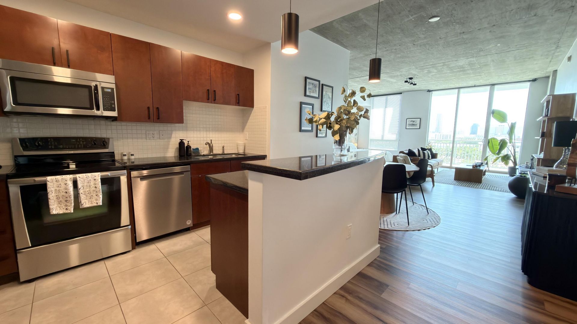 300 S Australian Avenue, Unit 703, West Palm Beach, FL 33401 Photo