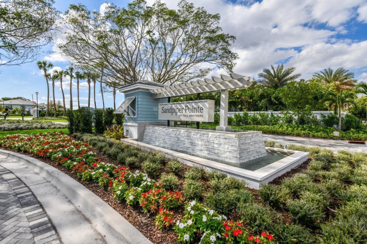 540 Sanderling Circle, Deerfield Beach, FL 33442 Main Photo