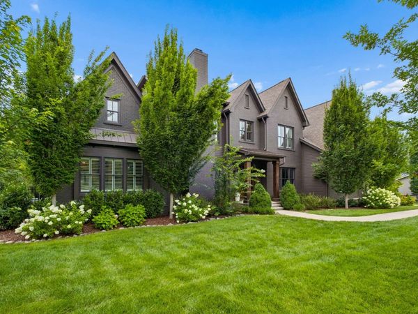 4613 Chalmers Dr, Nashville, TN 37215