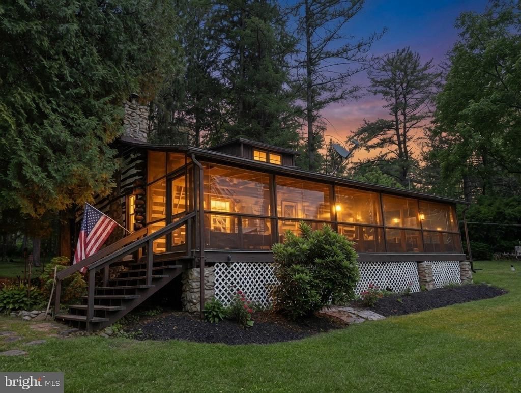 1 OLD SHIPPENSBURG ROAD, GARDNERS, PA 17324