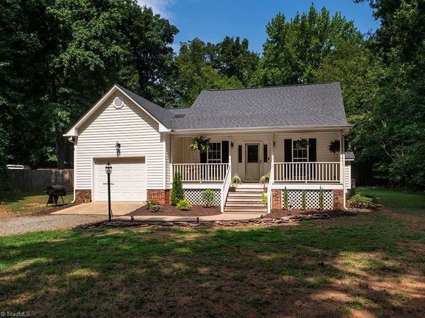 8553 Black Walnut Court , Snow Camp, NC 27349