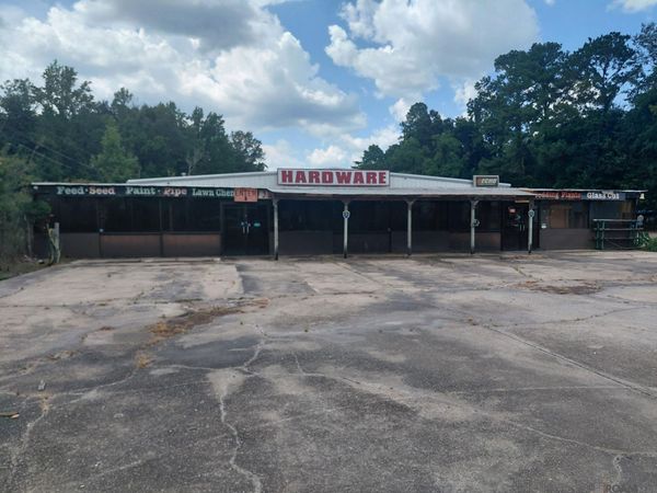 10131 Greenwell Springs Rd, Baton Rouge, LA 70814