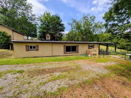 3102 Canton Road NW Carrollton, OH 44615