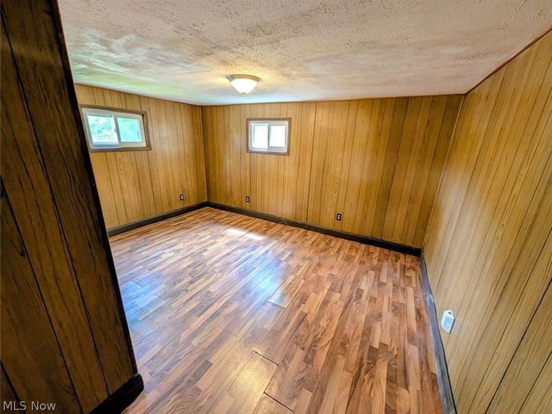 3102 Canton Road NW, Carrollton, OH 44615 Photo 10