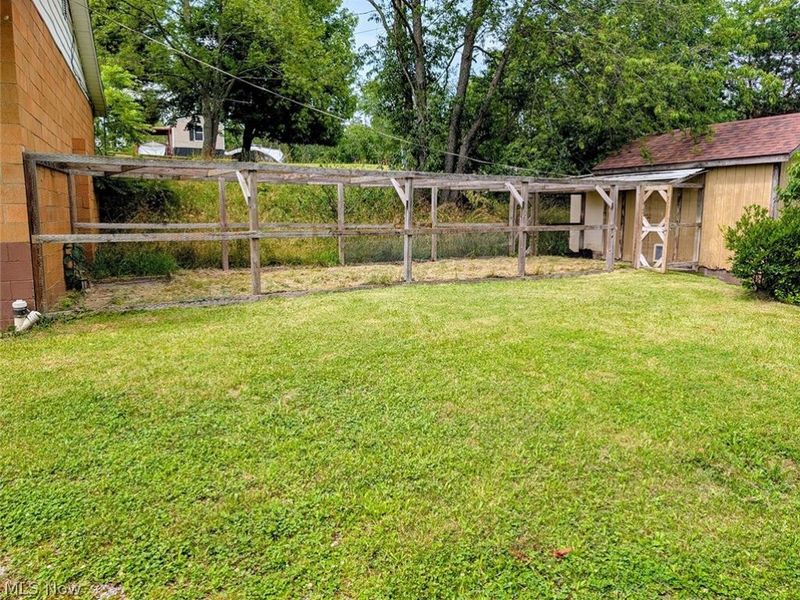 3102 Canton Road NW, Carrollton, OH 44615 Photo 3