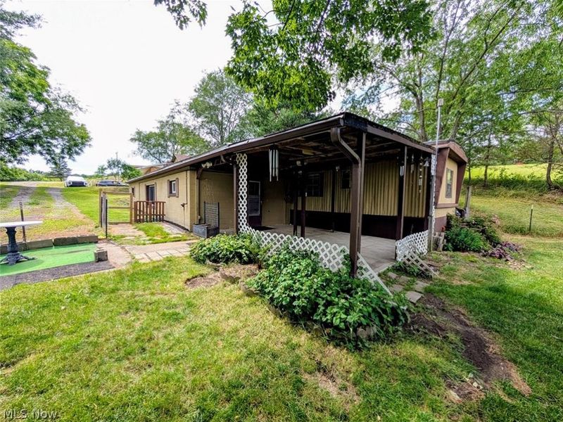 3102 Canton Road NW, Carrollton, OH 44615 Photo 5
