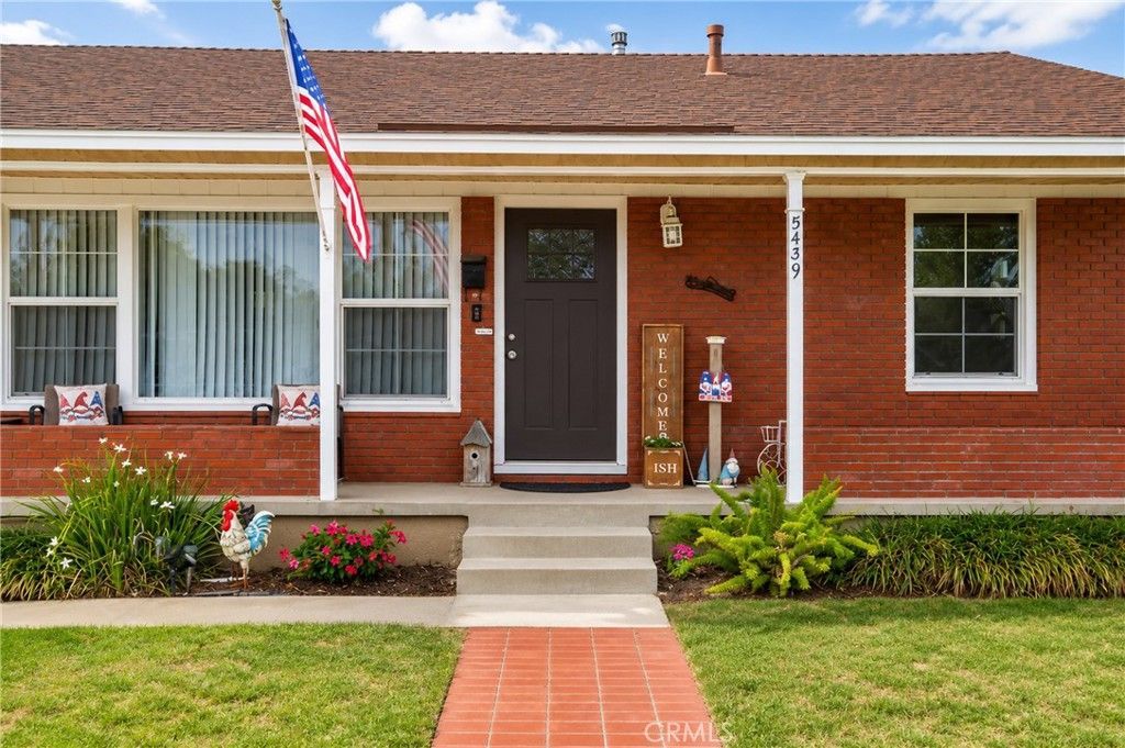 5439 Bonfair, Lakewood, CA 90712 Main Photo