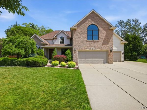 52 Quail Run Lane , Lancaster, NY 14086