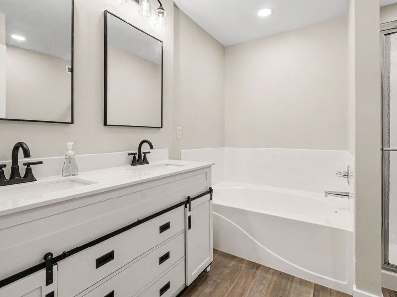 2250 Devlin Place, Unit 104, Crescent Springs, KY 41017 Photo 14
