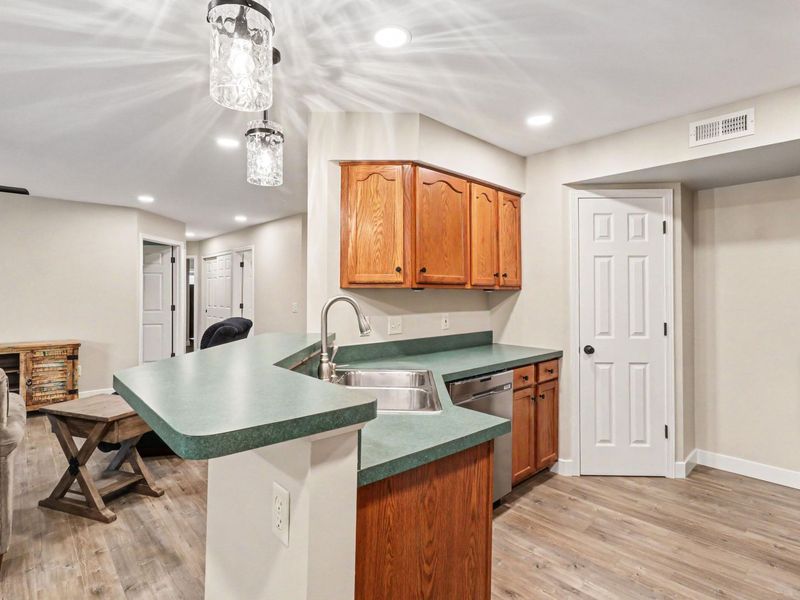 2250 Devlin Place, Unit 104, Crescent Springs, KY 41017 Photo 8