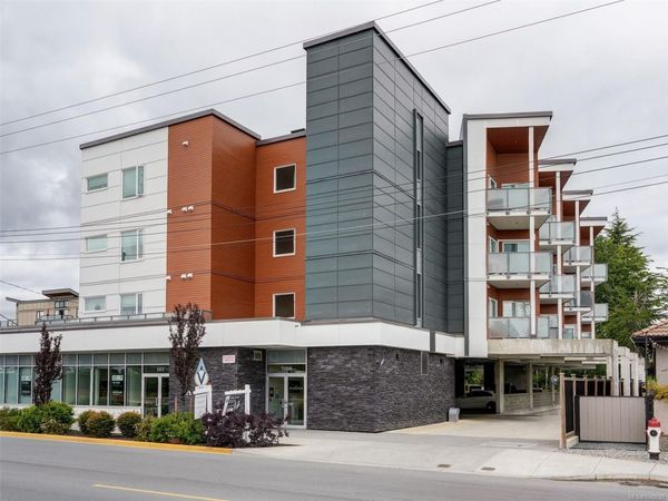 7098 Wallace Dr , Unit #203, Central Saanich, BC V8M 1G9