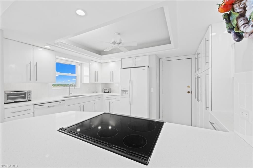 10691 Gulf Shore Dr, Unit 1102, Naples, FL 34108 Photo