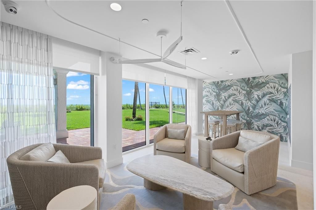 10691 Gulf Shore Dr, Unit 1102, Naples, FL 34108 Photo