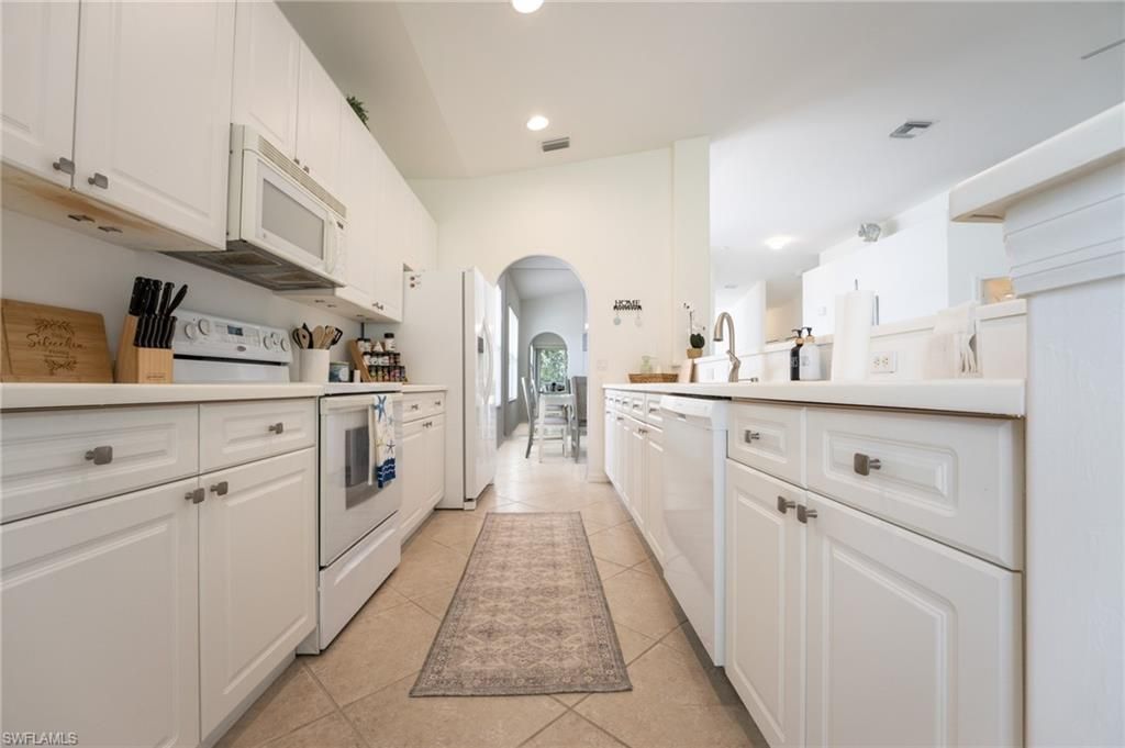 1937 Crestview Way , Unit 171, Naples, FL 34119 Photo