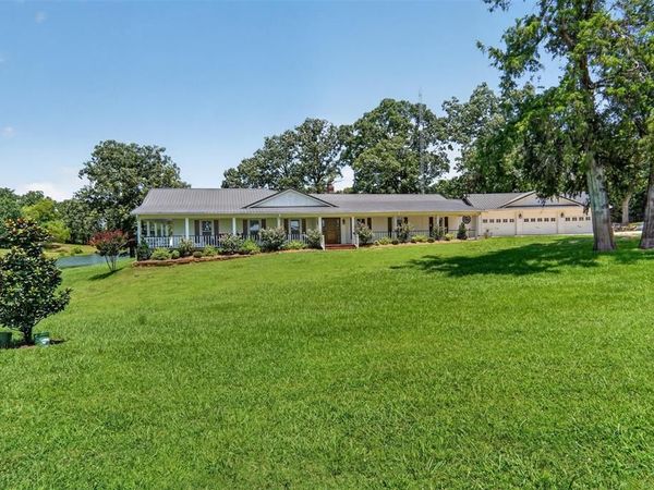 7837 Farm Road 2648, Paris, TX 75462