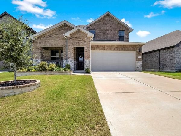 2341 Aspen Hill Drive, Forney, TX 75126
