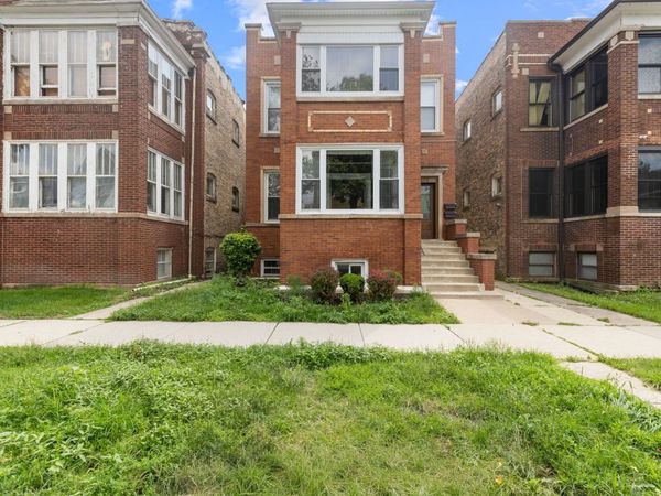 4519 N TROY Street , Chicago, IL 60625