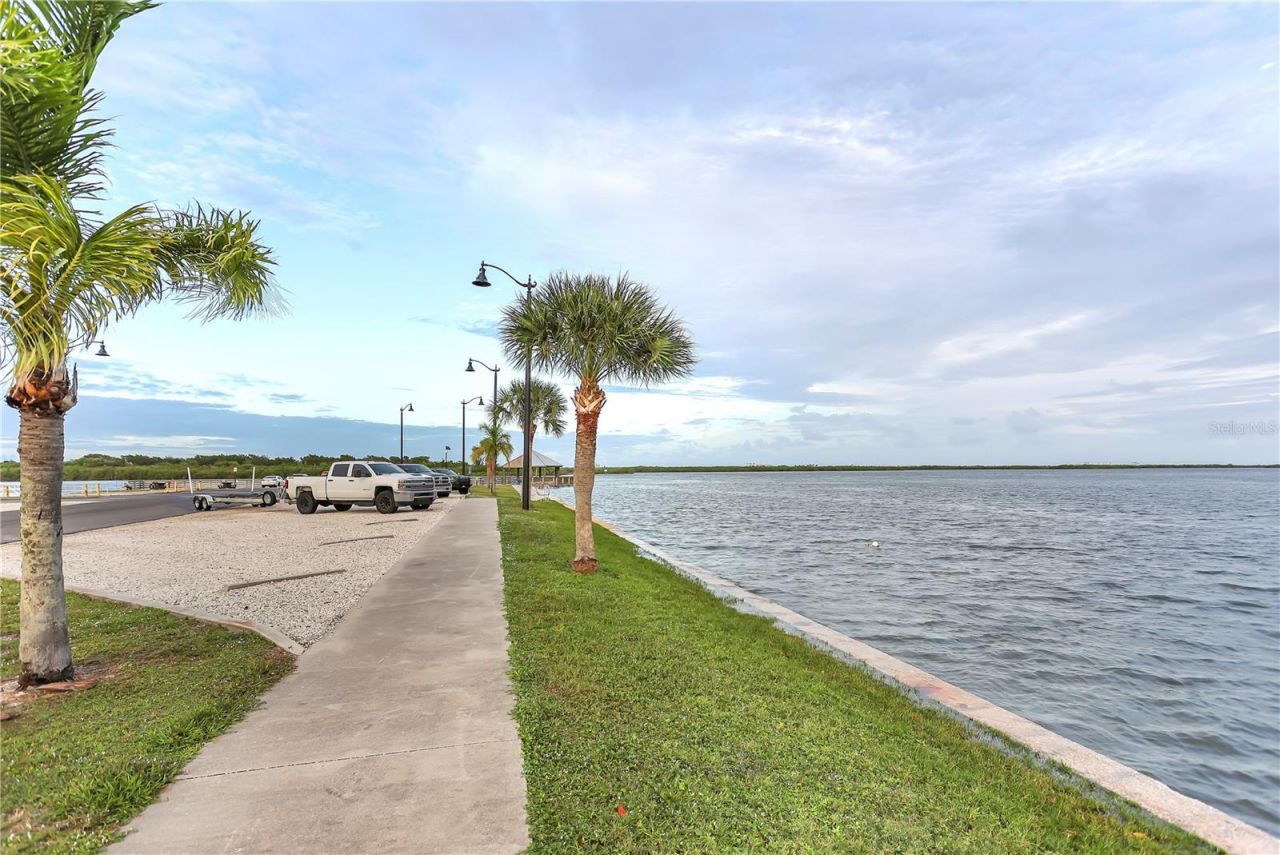103 S Flagler Avenue, Edgewater, FL 32132 Photo