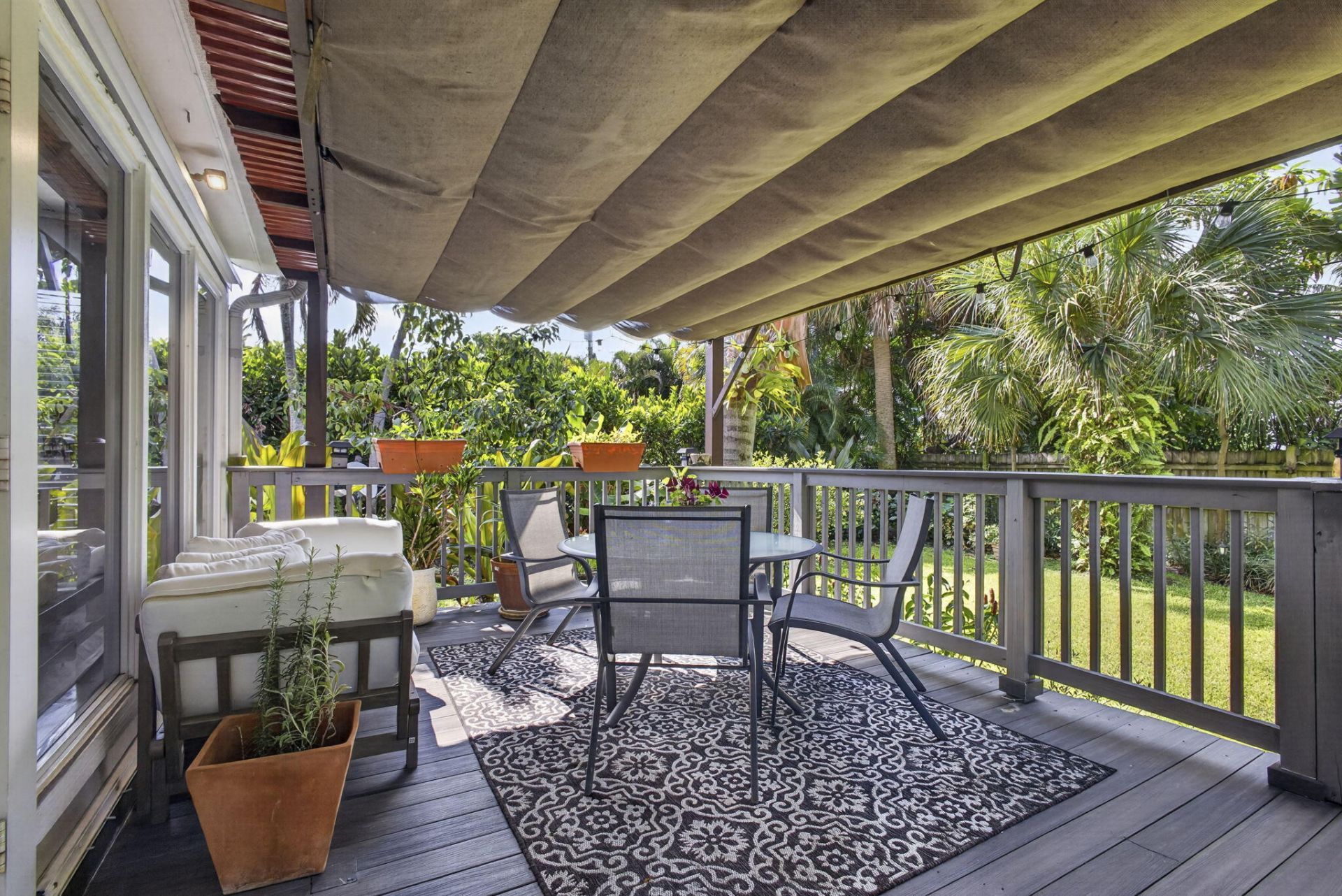 338 Hunter Street, West Palm Beach, FL 33405 Photo