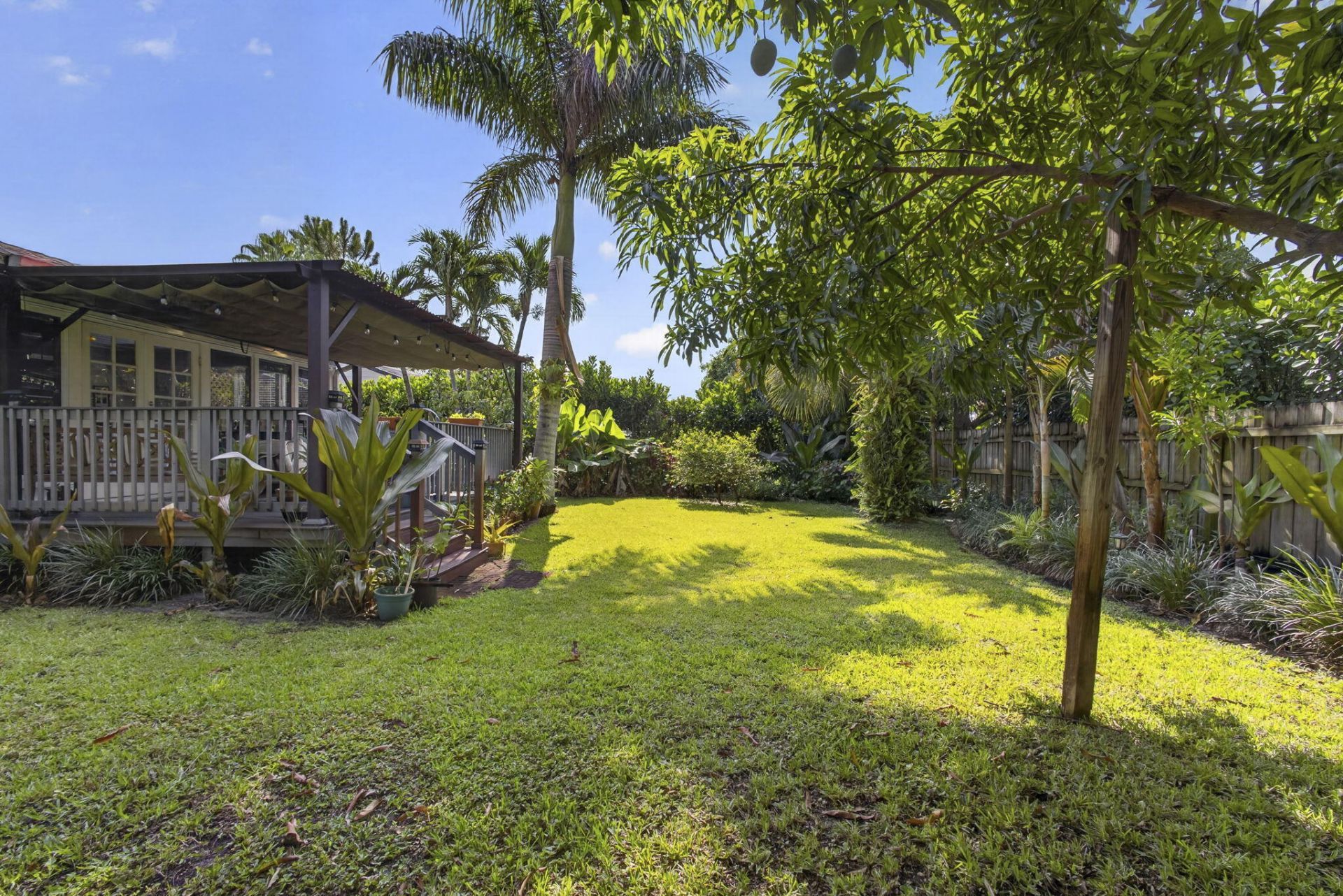 338 Hunter Street, West Palm Beach, FL 33405 Photo