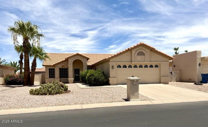 26209 S Howard Drive, Sun Lakes, AZ 85248 Main Photo