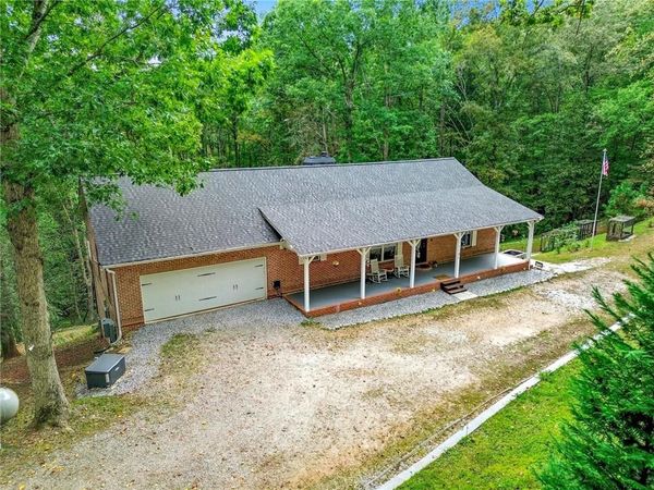 1190 Mill Creek Drive , Dawsonville, GA 30534