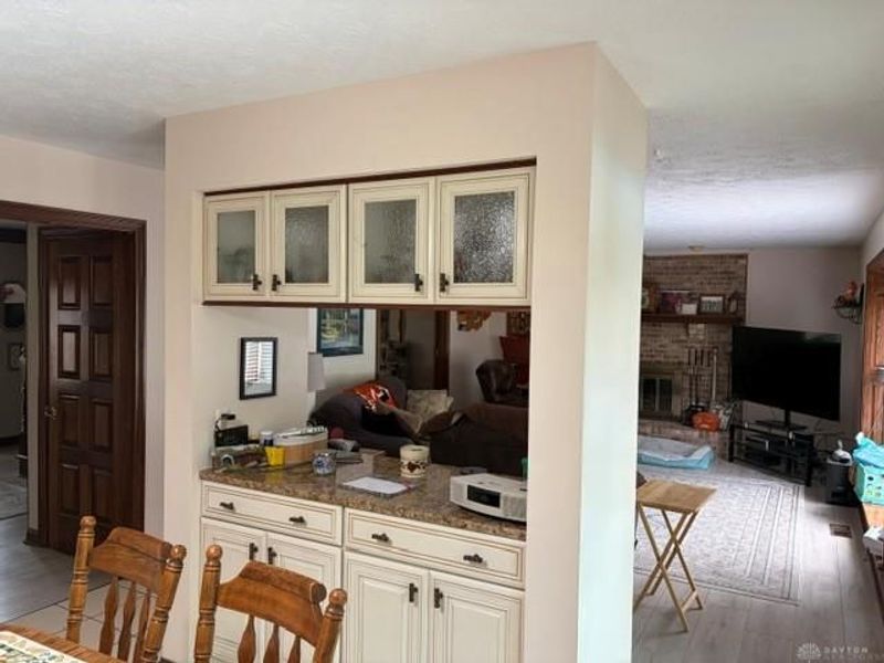 2045 Canterbury Court, Troy, OH 45373 Photo 9