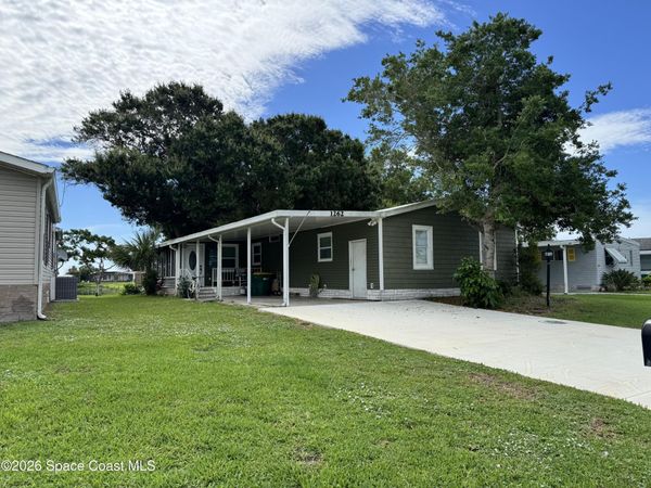 1262 Waterway Drive , Barefoot Bay, FL 32976