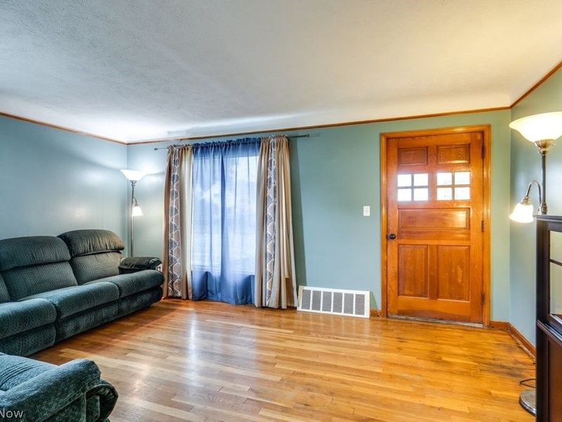 30000 Elgin Road, Wickliffe, OH 44092 Photo 11