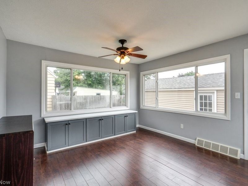 30000 Elgin Road, Wickliffe, OH 44092 Photo 6