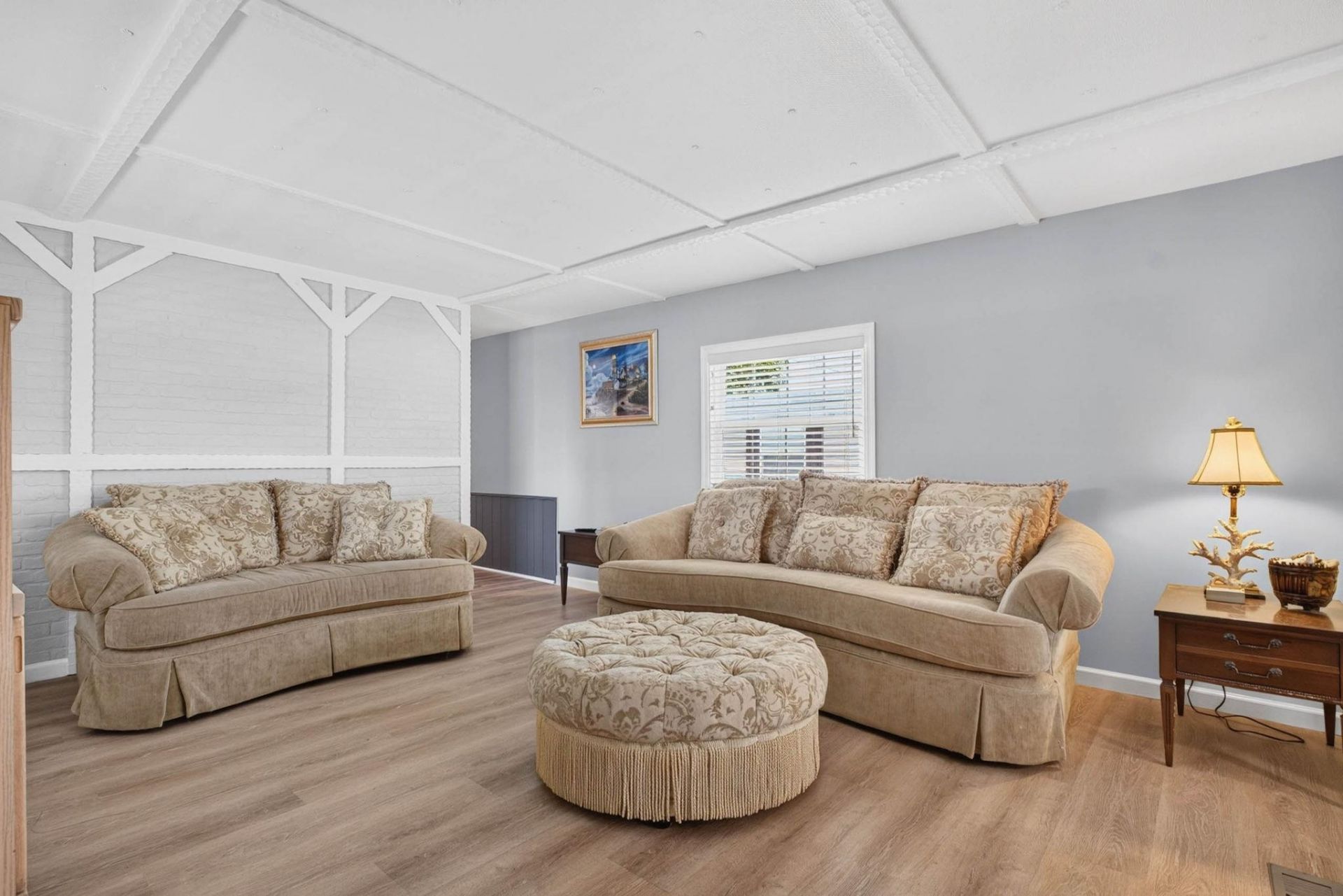1511 Tanglewood Ave  Photo 5