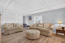 1511 Tanglewood Ave  photo 4