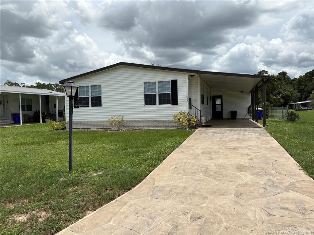 2458 SW Marquis Terrace, Stuart, FL 34997 Photo
