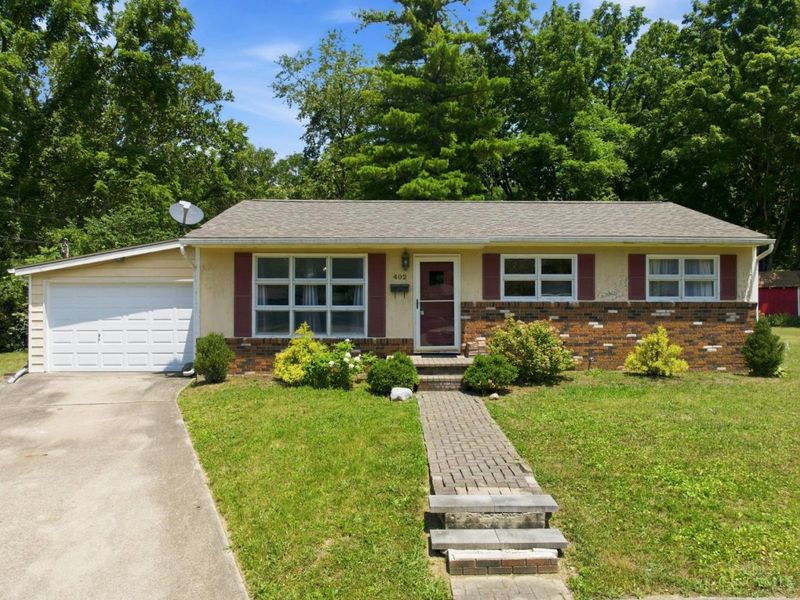402 Crescent Court, Lebanon, OH 45036 Photo 1