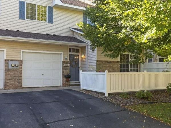 8450 Kimball Drive , Eden Prairie, MN 55347