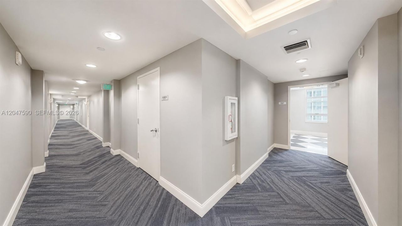 111 E Flagler St , Unit 810, Miami, FL 33131 Photo