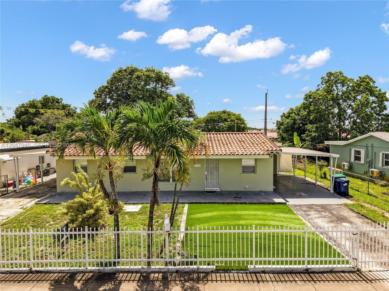 19200 NW 44th Ave, Miami Gardens, FL 33055 Photo