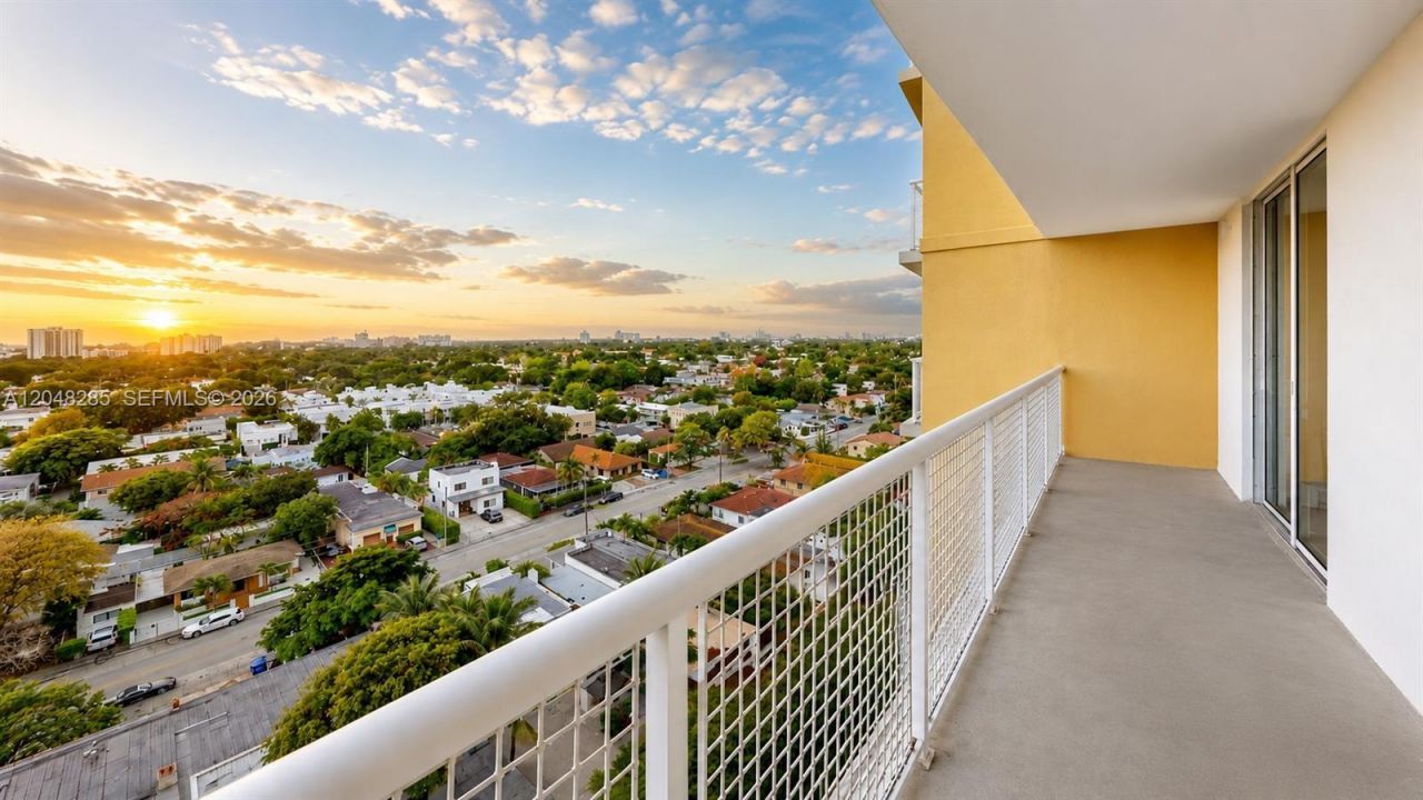 900 SW 8th St , Unit 1110, Miami, FL 33130 Photo