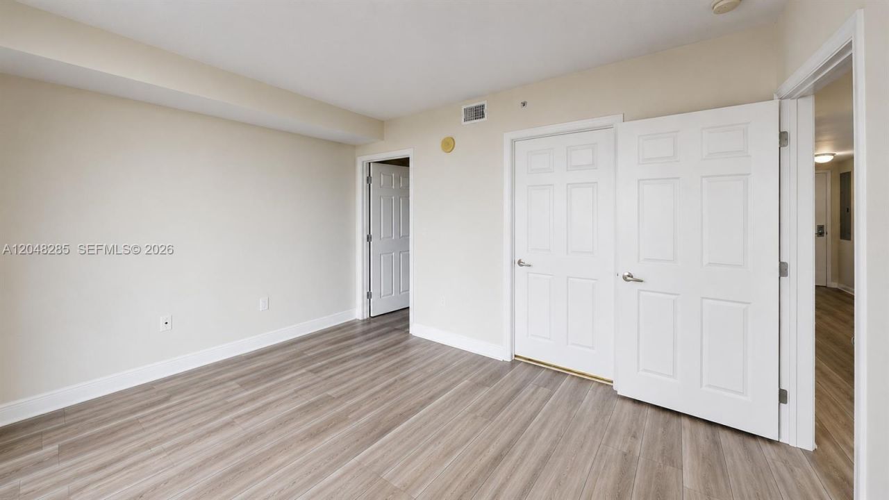 900 SW 8th St , Unit 1110, Miami, FL 33130 Photo