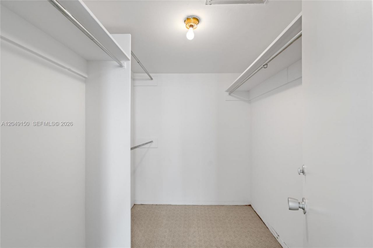 5005 Collins Ave , Unit 509, Miami Beach, FL 33140 Photo