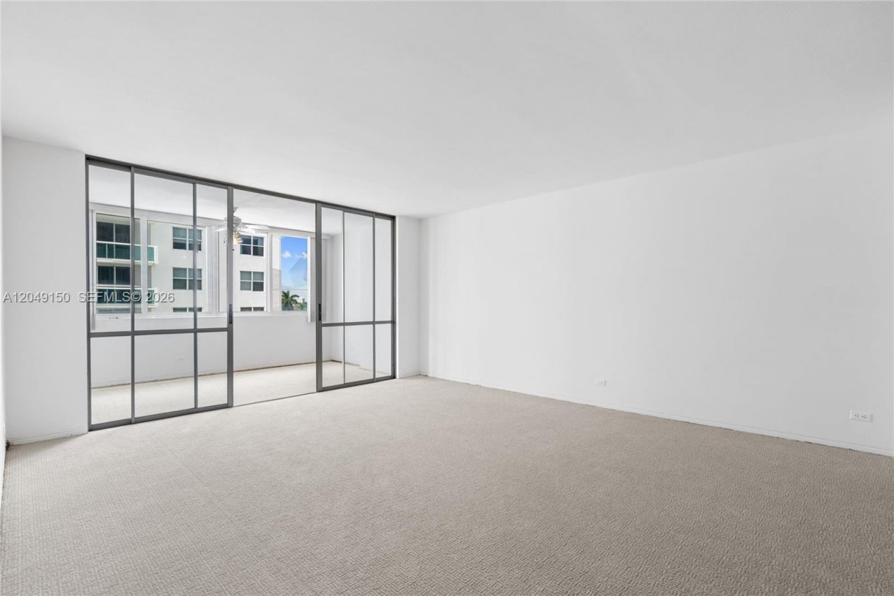 5005 Collins Ave , Unit 509, Miami Beach, FL 33140 Photo
