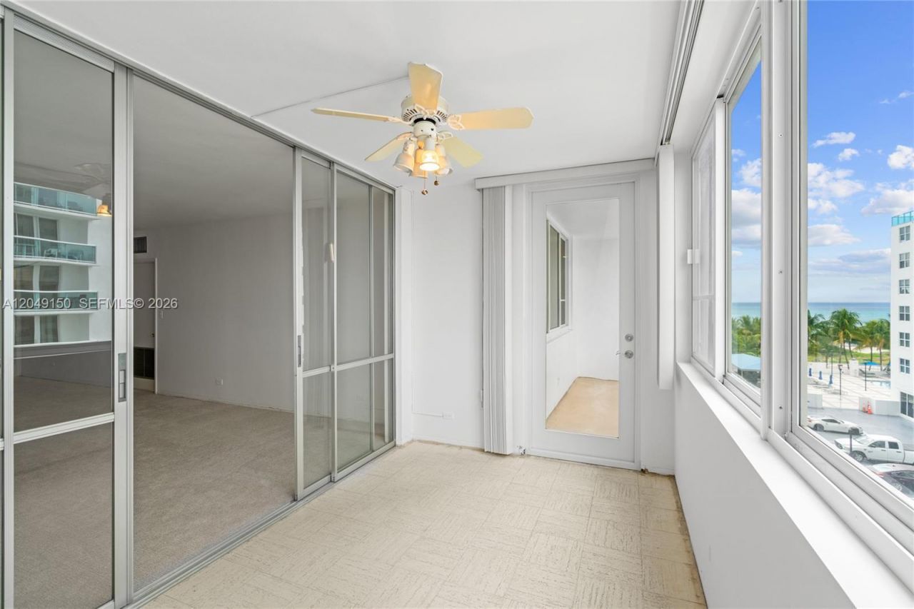 5005 Collins Ave , Unit 509, Miami Beach, FL 33140 Photo
