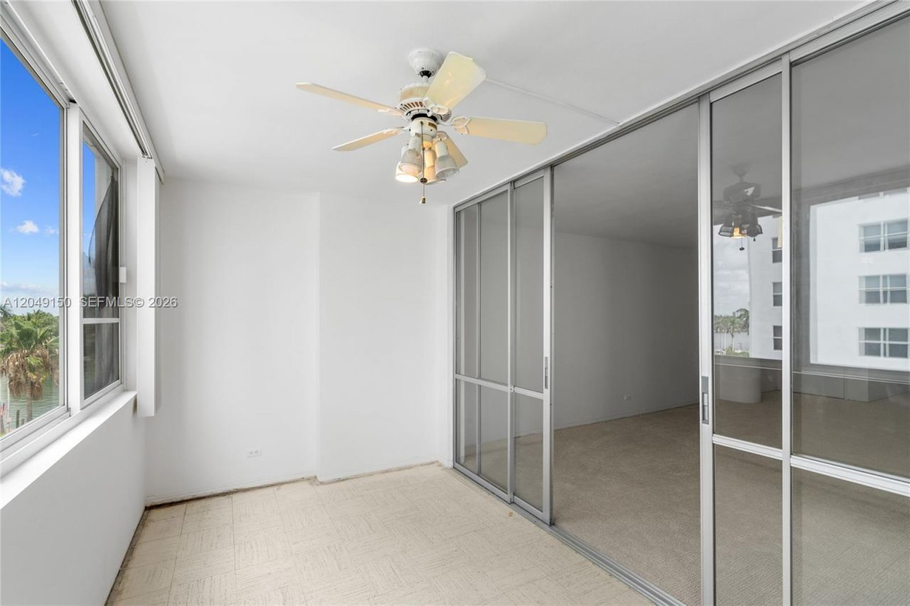 5005 Collins Ave , Unit 509, Miami Beach, FL 33140 Photo