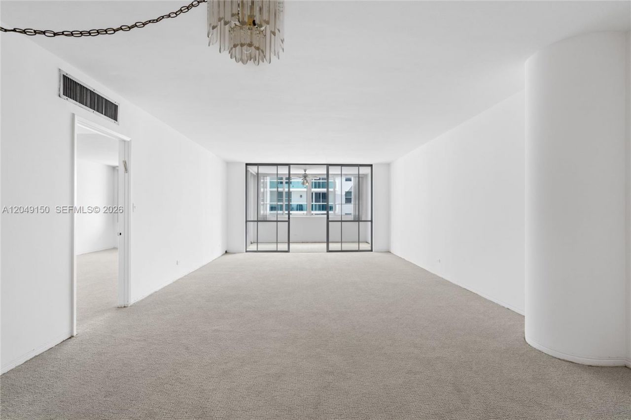 5005 Collins Ave , Unit 509, Miami Beach, FL 33140 Photo