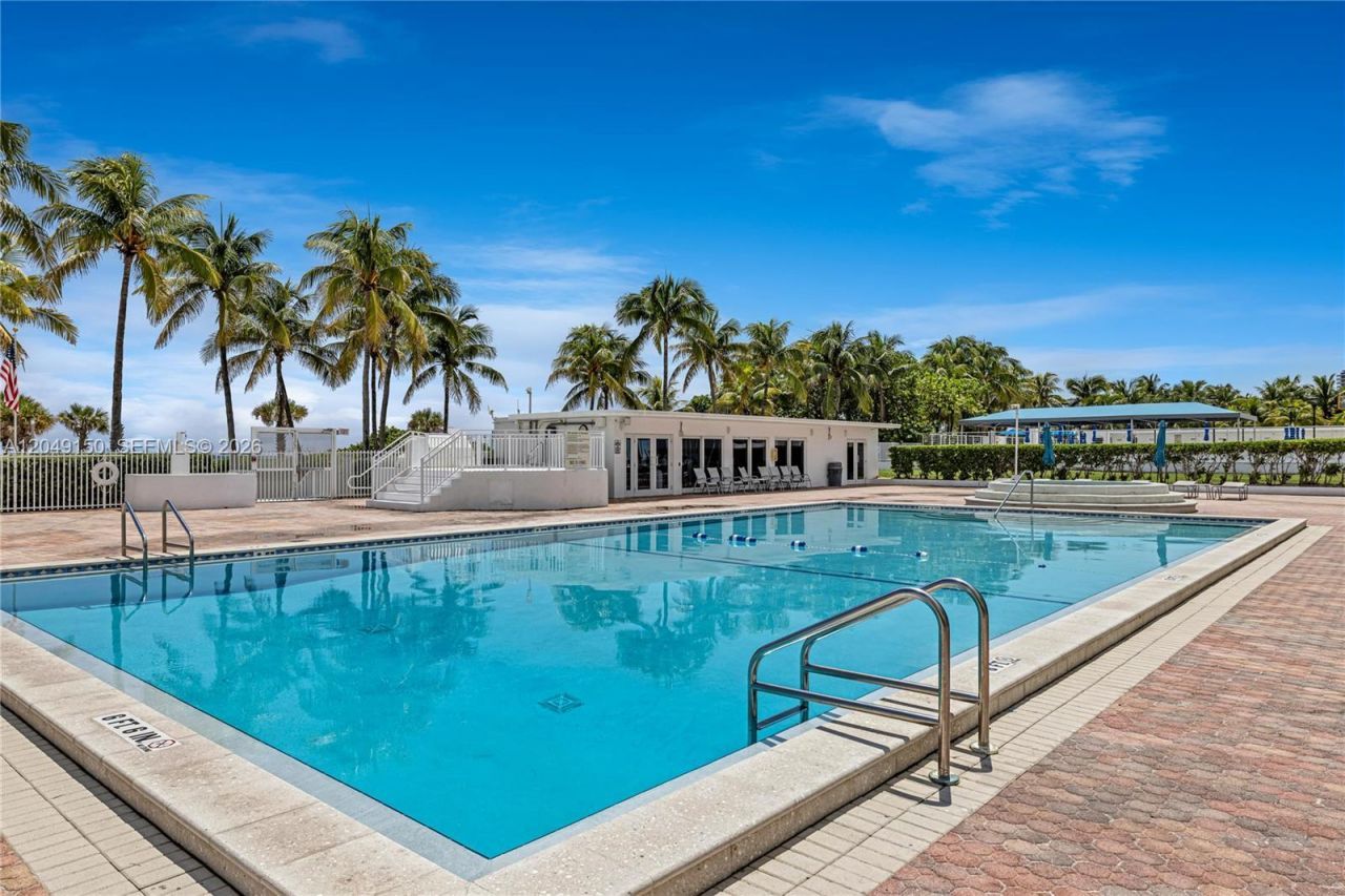5005 Collins Ave , Unit 509, Miami Beach, FL 33140 Photo