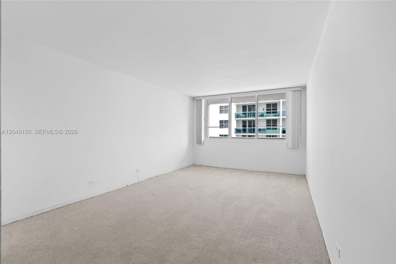 5005 Collins Ave , Unit 509, Miami Beach, FL 33140 Photo